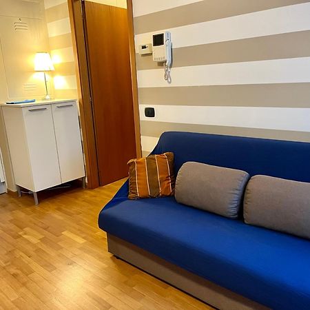 Bergamo Bilocale Nuovo In Centro 4 Posti Letto Apartment Екстериор снимка